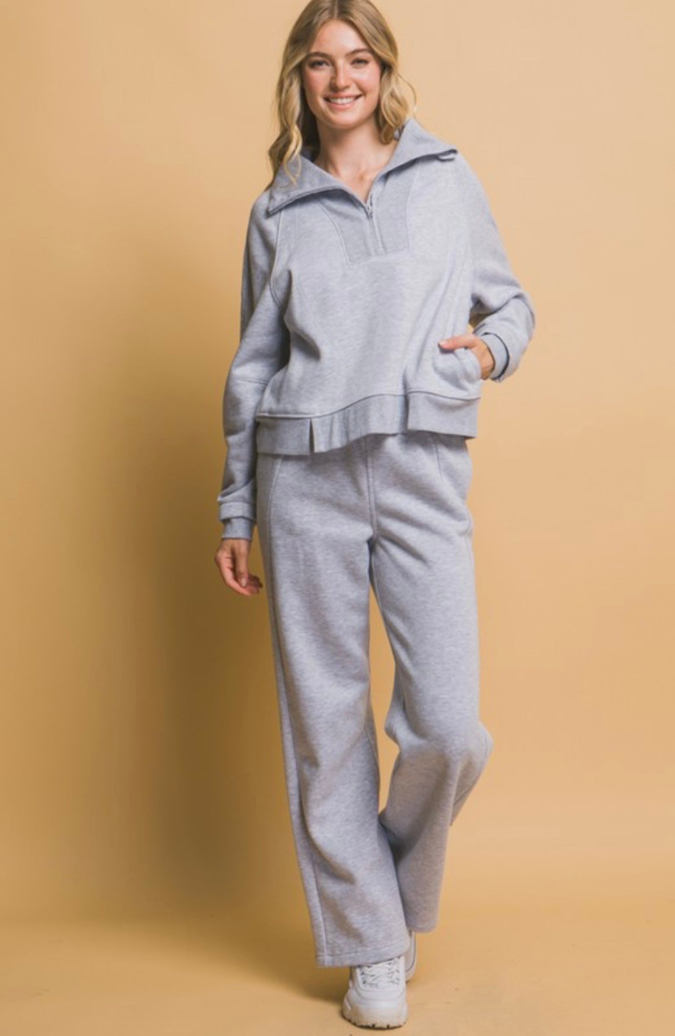 Do not Disturb Sweatpants (Grey)